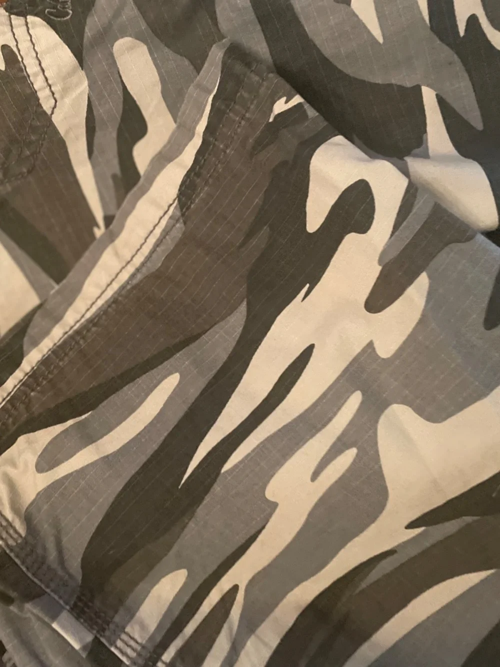 Women’s fatigue style cargo pants